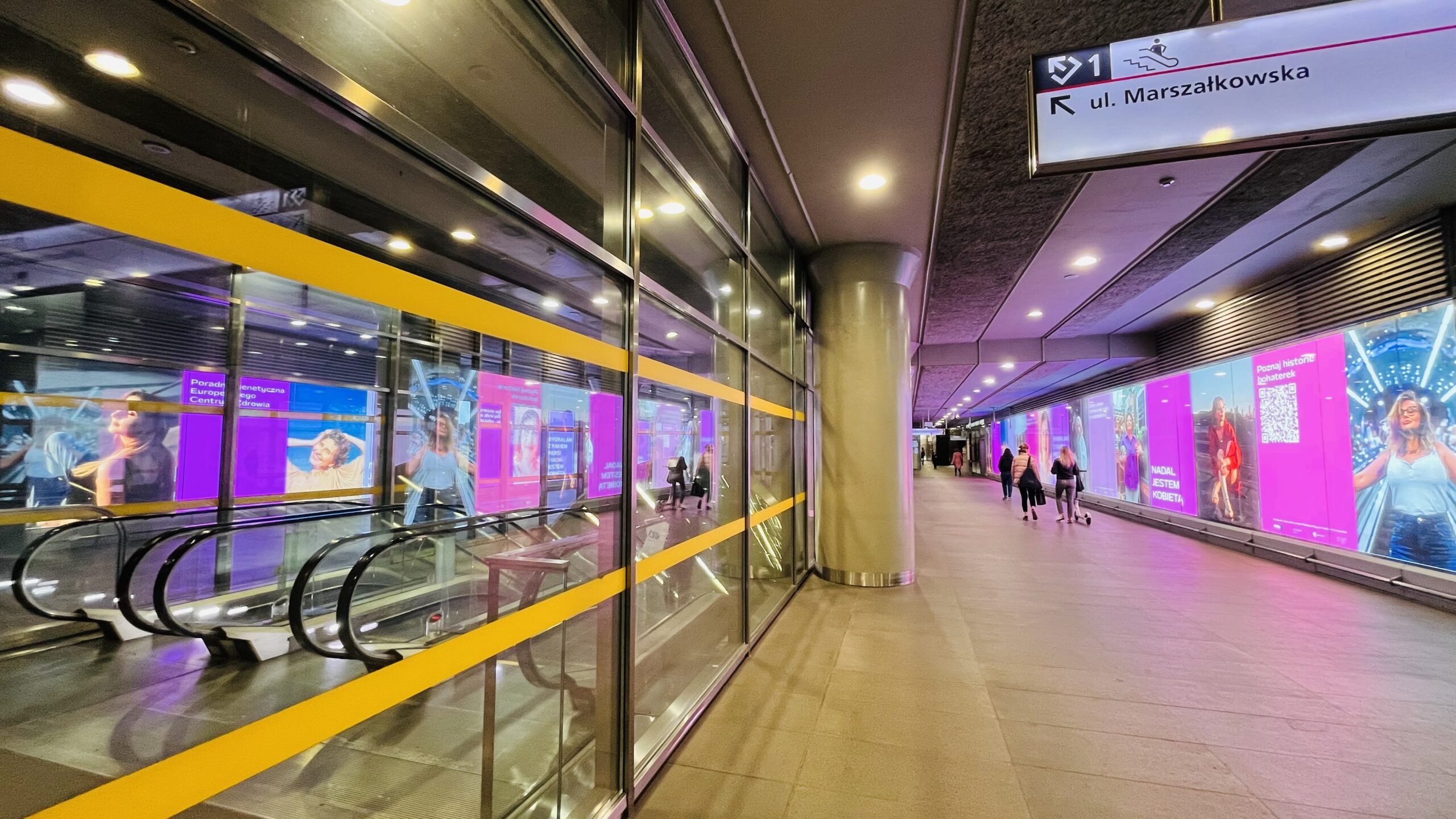 Nadal jestem kobietą na nośnikach Warexpo