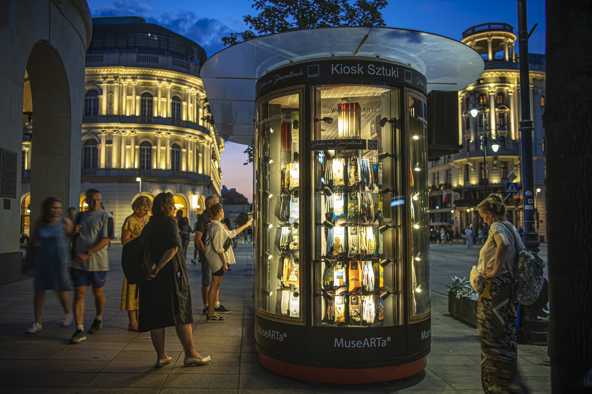 Kioski Warexpo na Krakowskim Przedmieściu